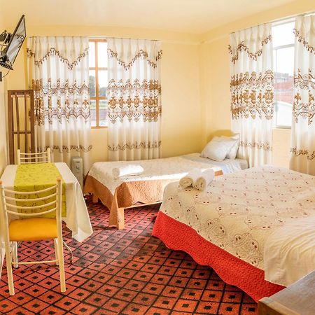 Hotel Summita Yunguyo 外观 照片