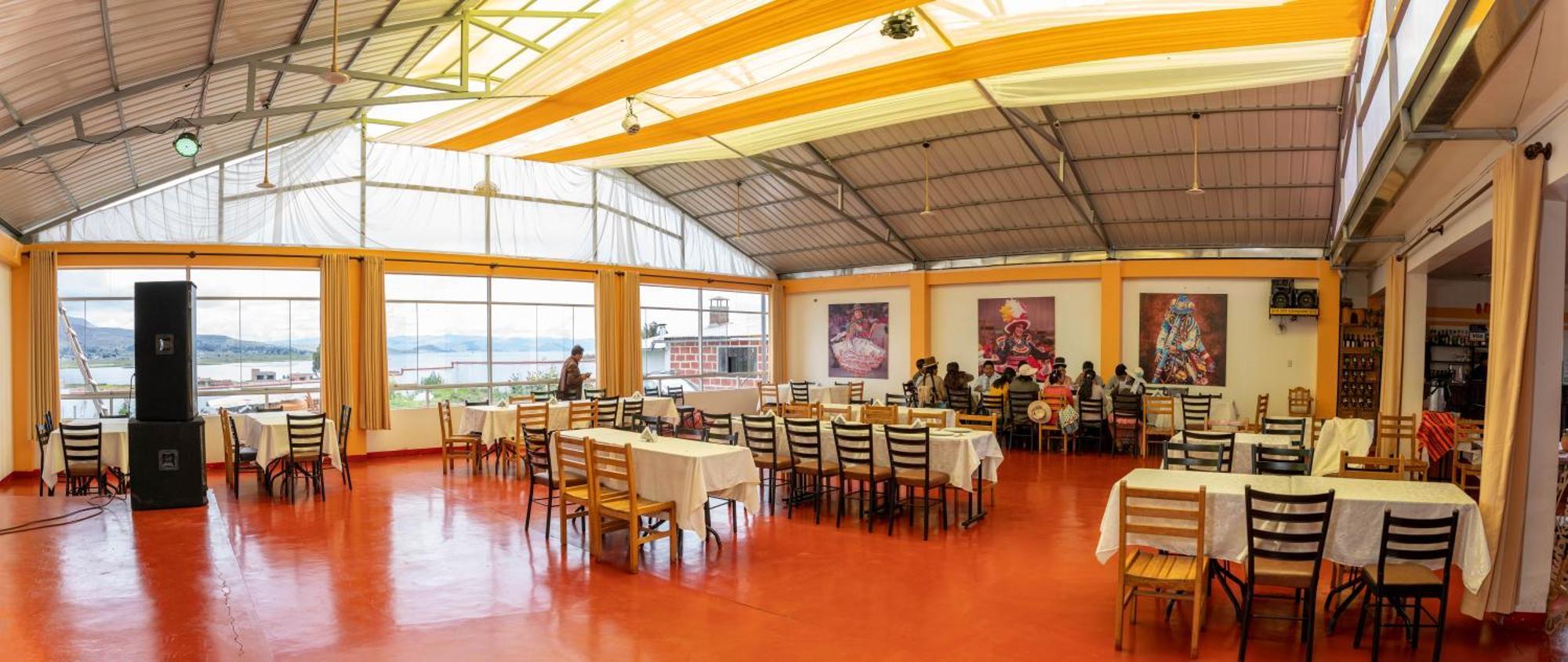 Hotel Summita Yunguyo 外观 照片