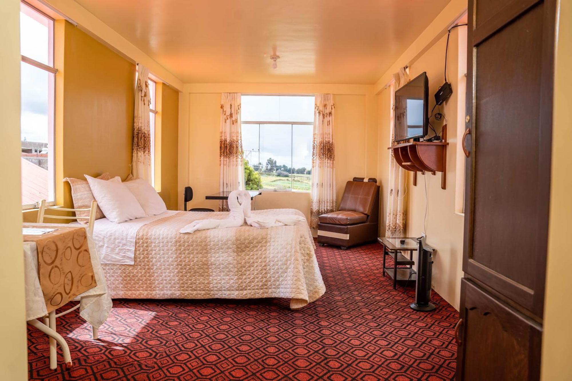Hotel Summita Yunguyo 外观 照片