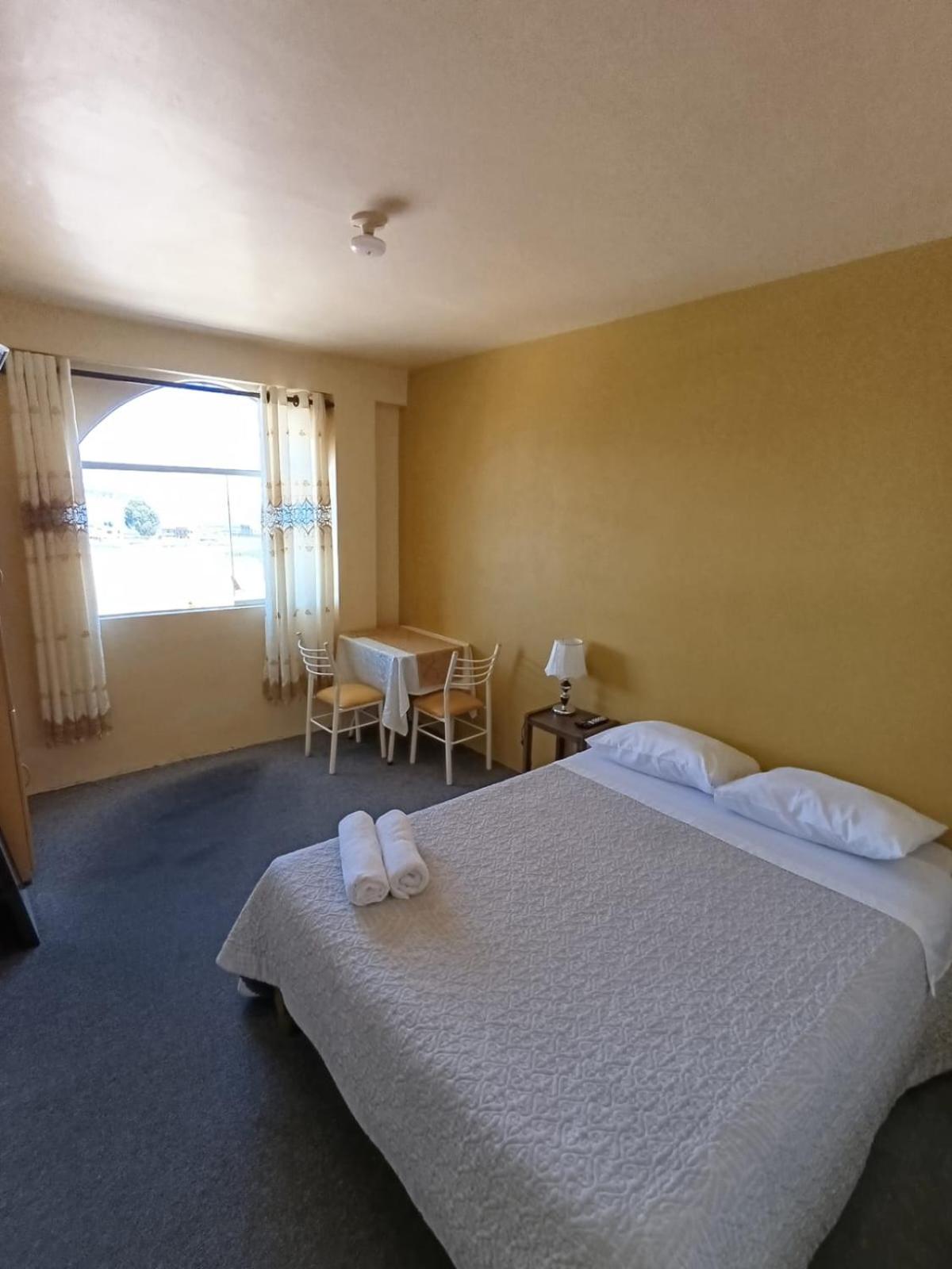 Hotel Summita Yunguyo 外观 照片