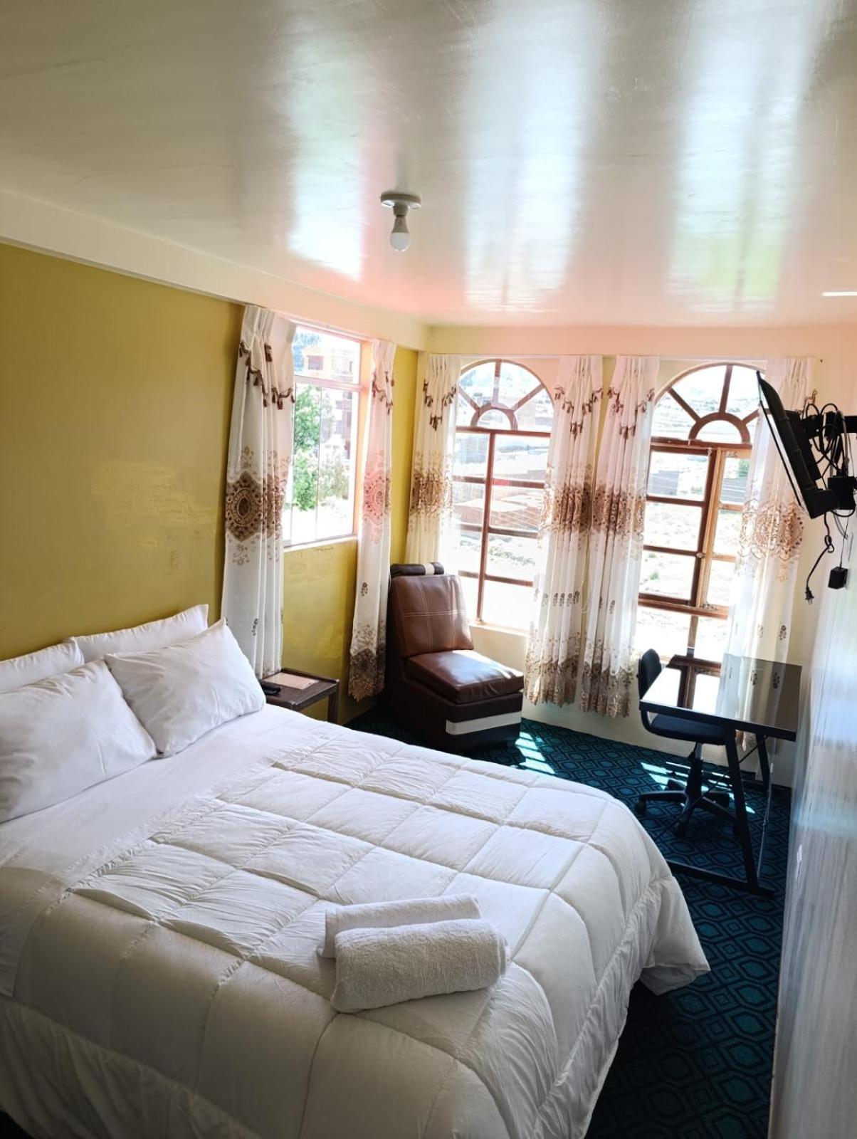 Hotel Summita Yunguyo 外观 照片