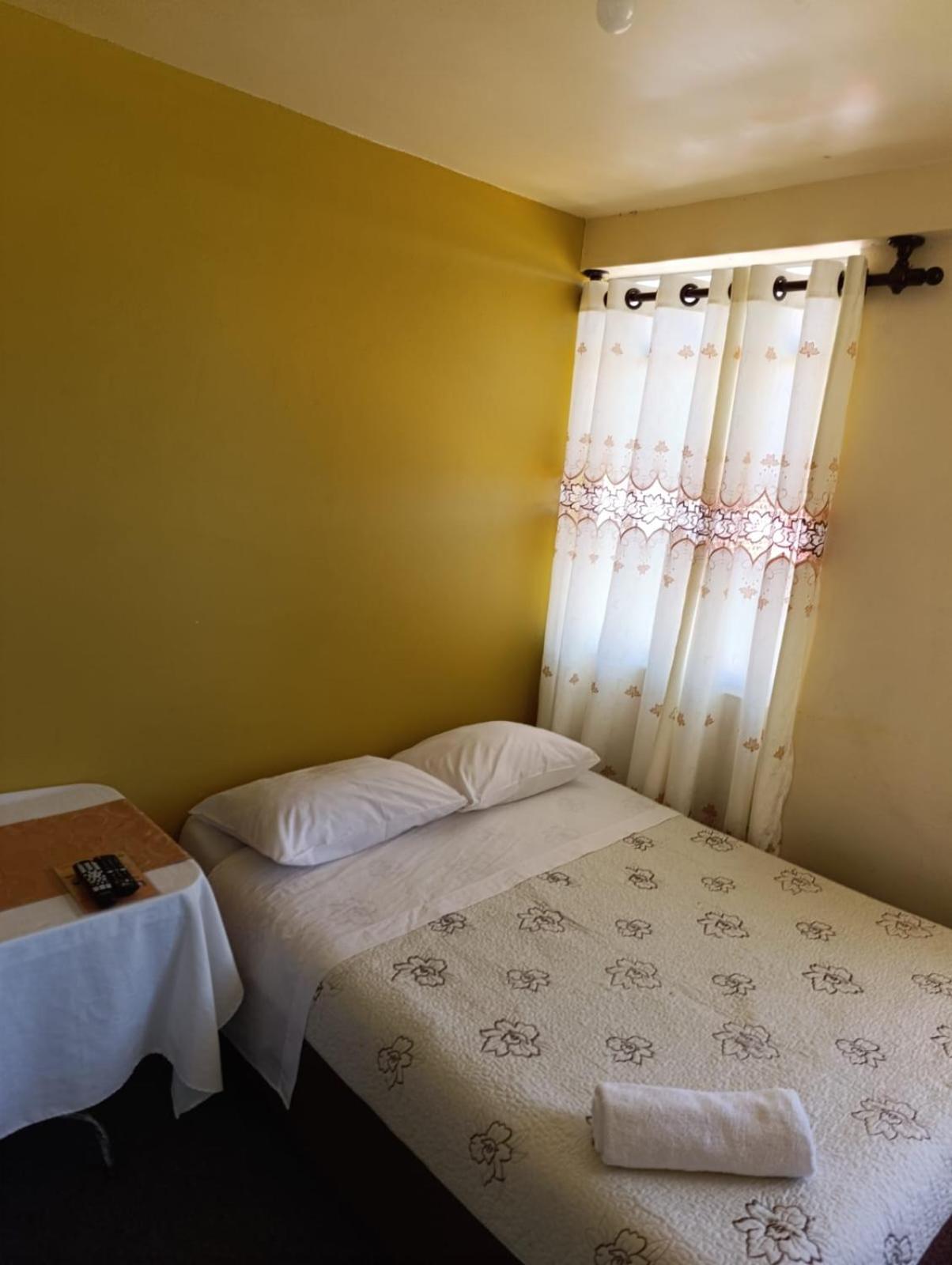 Hotel Summita Yunguyo 外观 照片