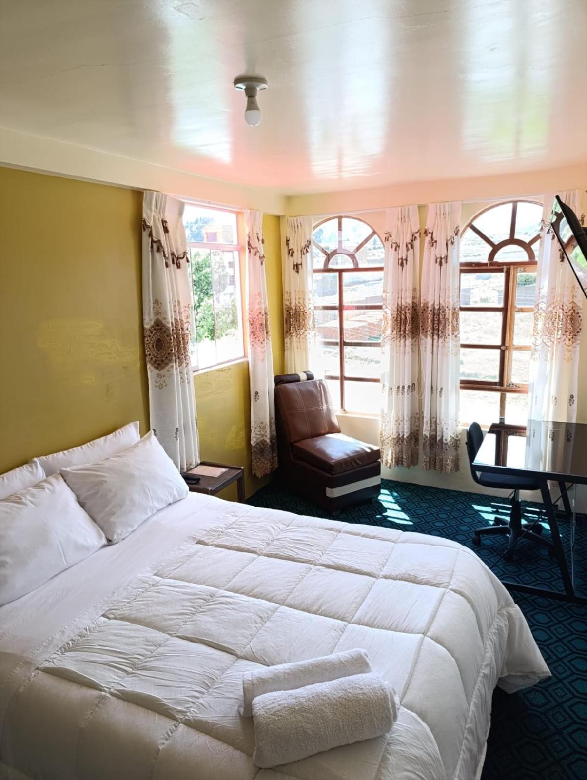 Hotel Summita Yunguyo 外观 照片