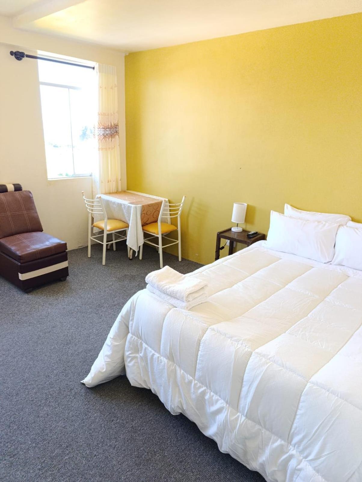 Hotel Summita Yunguyo 外观 照片