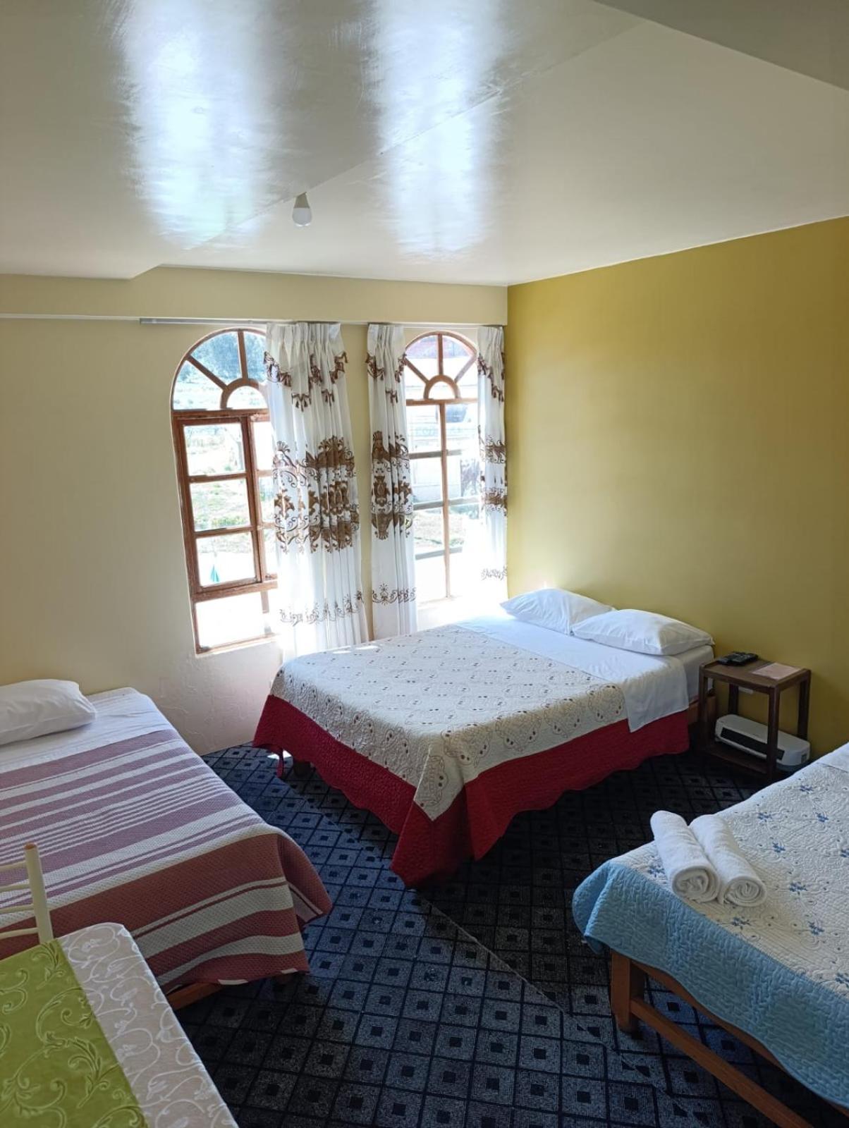 Hotel Summita Yunguyo 外观 照片